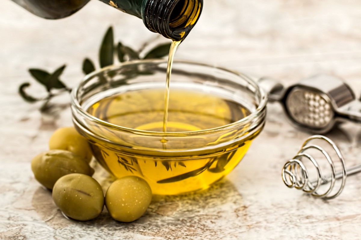 Benefits of Olive Oil for Men's Health