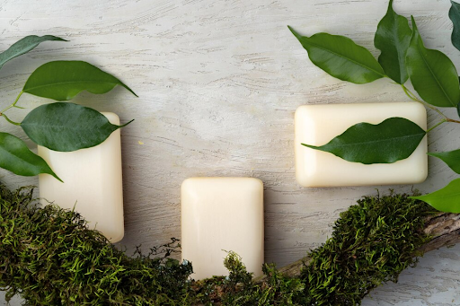 Use A Soap For Dry Skin Regularly For In-Depth Hydration