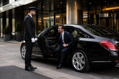 private chauffeur service in Dubai